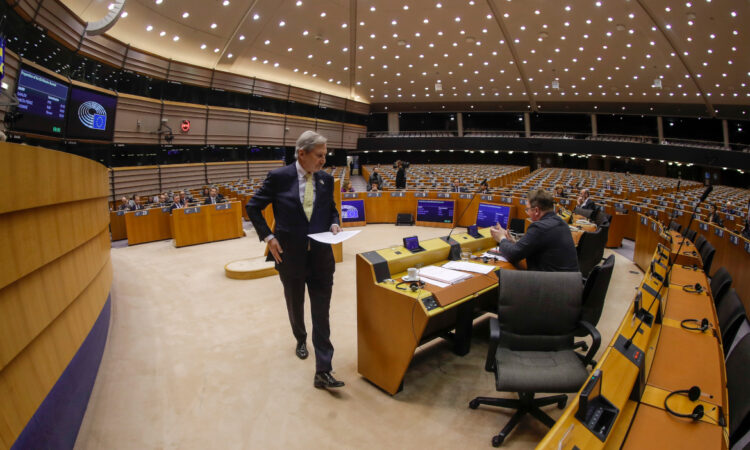 Qatargate: Ψηφοφορία στο ευρωκοινοβούλιο για άρση ασυλίας δύο ευρωβουλευτών