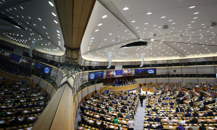 Εγκρίθηκε στο Ευρωπαϊκό Κοινοβούλιο η μεταρρύθμιση για το κλίμα